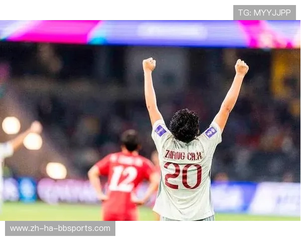 黄健翔直言中国足球不应接受亚洲二三流定位呼吁奋起直追